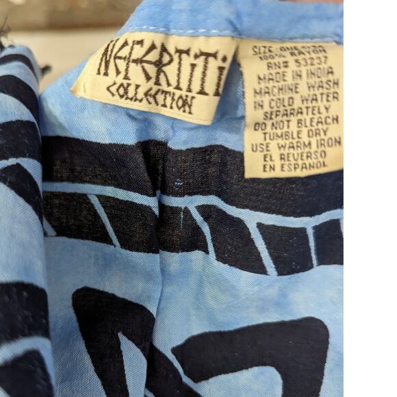 Nefertiti Collection Multicolor Beautiful Women's Scarf/Cover up - Picture 2 of 3